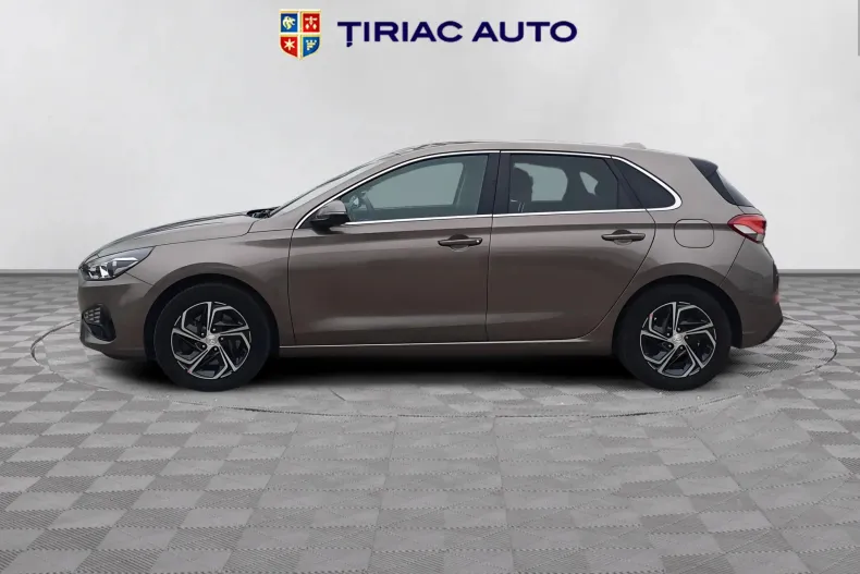Hyundai i30 din 2023 cu 42.480 km - oferta HYU201902 - foto 2