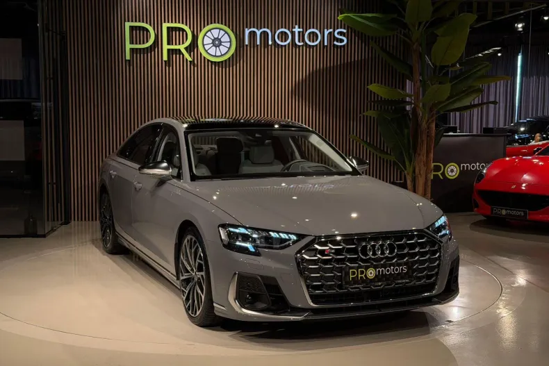 Audi S8 din 2025 cu 27.500 km - oferta AUD201909 - foto 3