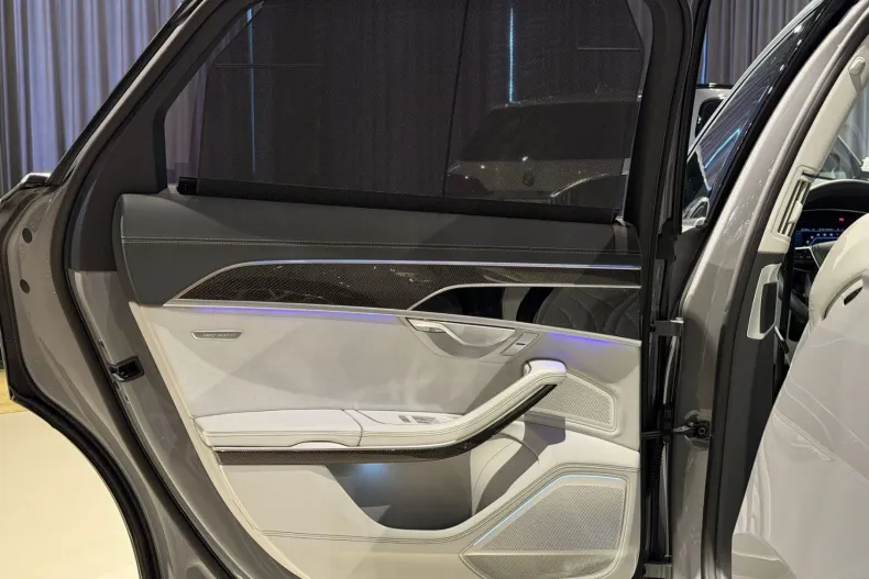 Audi S8 din 2025 cu 27.500 km - oferta AUD201909 - foto 36