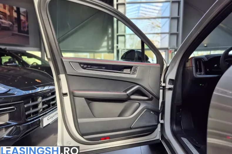 Porsche Cayenne din 2023 cu 84.257 km - oferta POR201910 - foto 14