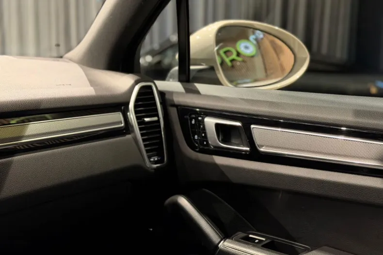 Porsche Cayenne din 2021 cu 78.000 km - oferta POR201911 - foto 30