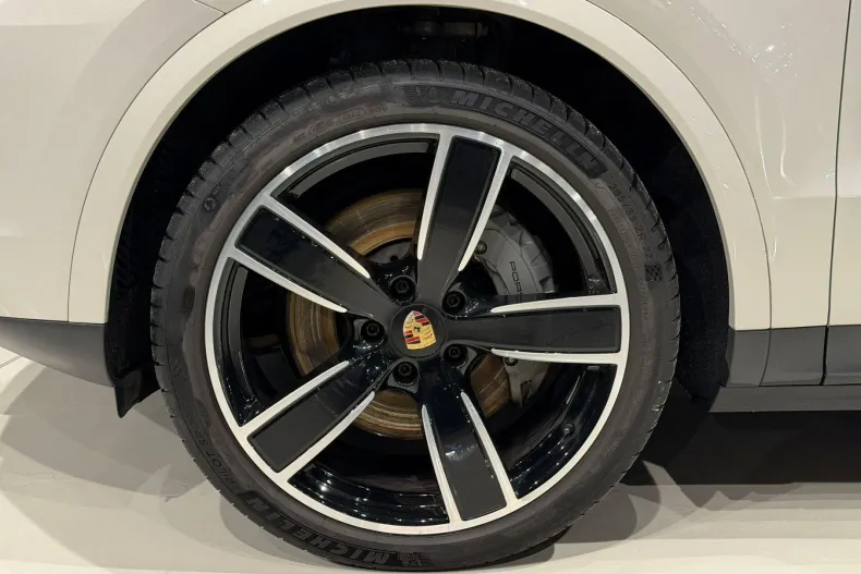 Porsche Cayenne din 2021 cu 78.000 km - oferta POR201911 - foto 31