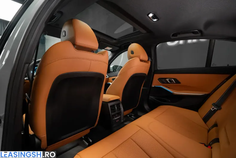 BMW 330i (Seria 3) din 2024 cu 14.600 km - oferta BMW201915 - foto 23
