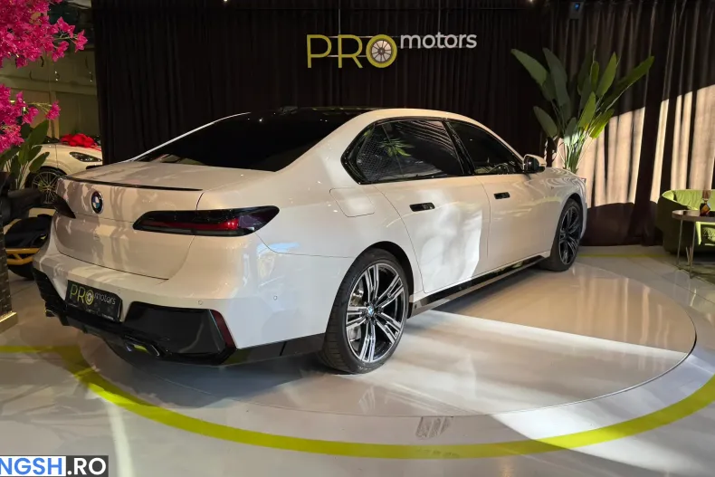 BMW 740d (Seria 7) din 2024 cu 31.000 km - oferta BMW201917 - foto 4