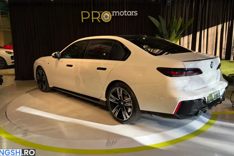 BMW 740d (Seria 7) din 2024 cu 31.000 km - oferta BMW201917 - foto 7