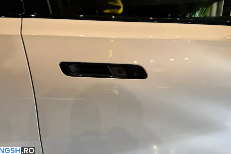 BMW 740d (Seria 7) din 2024 cu 31.000 km - oferta BMW201917 - foto 13