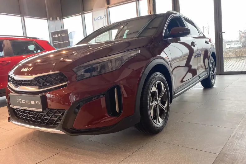 Kia XCeed din 2026 cu 6 km - oferta KIA201918 - foto 1