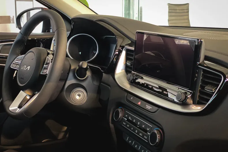 Kia XCeed din 2026 cu 6 km - oferta KIA201918 - foto 18