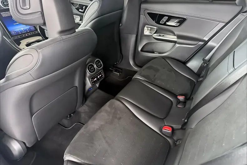 Mercedes-Benz GLC din 2025 cu 9.500 km - oferta MER201921 - foto 13