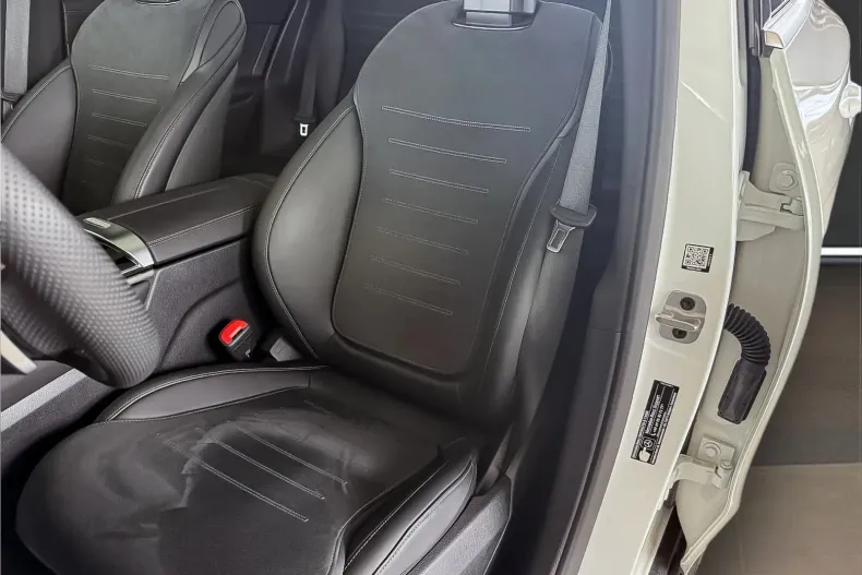 Mercedes-Benz GLC din 2025 cu 9.500 km - oferta MER201921 - foto 16