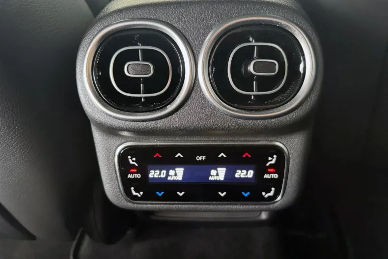 Mercedes-Benz GLC din 2025 cu 9.500 km - oferta MER201921 - foto 17