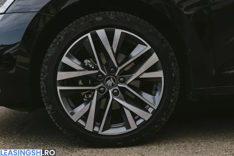 Skoda Octavia din 2025 cu 1.780 km - oferta SKO201922 - foto 6