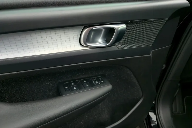 Volvo XC40 din 2020 cu 160.500 km - oferta VOL201925 - foto 35