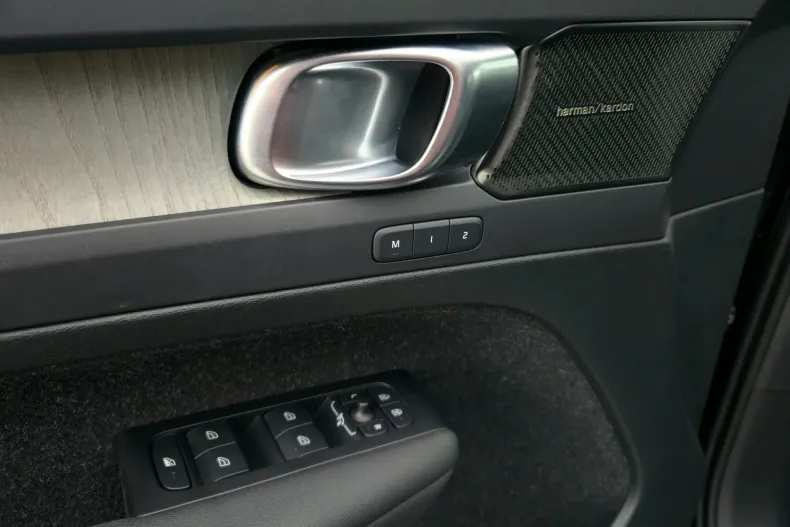 Volvo XC40 din 2020 cu 107.200 km - oferta VOL201926 - foto 10