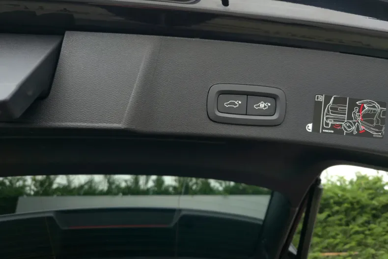 Volvo XC40 din 2020 cu 107.200 km - oferta VOL201926 - foto 17