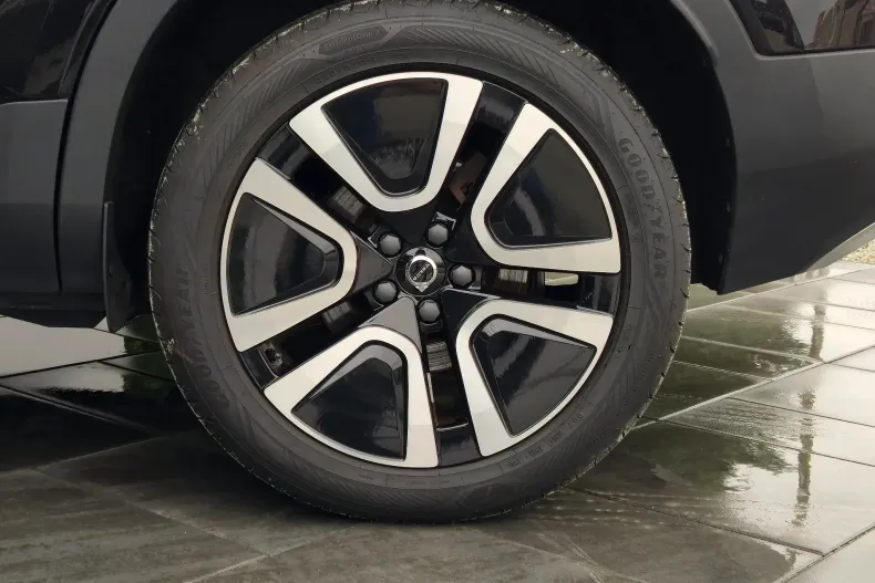 Volvo XC40 din 2020 cu 107.200 km - oferta VOL201926 - foto 35