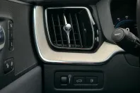 Volvo XC60 din 2021 cu 89.350 km - oferta VOL201928 - foto 14