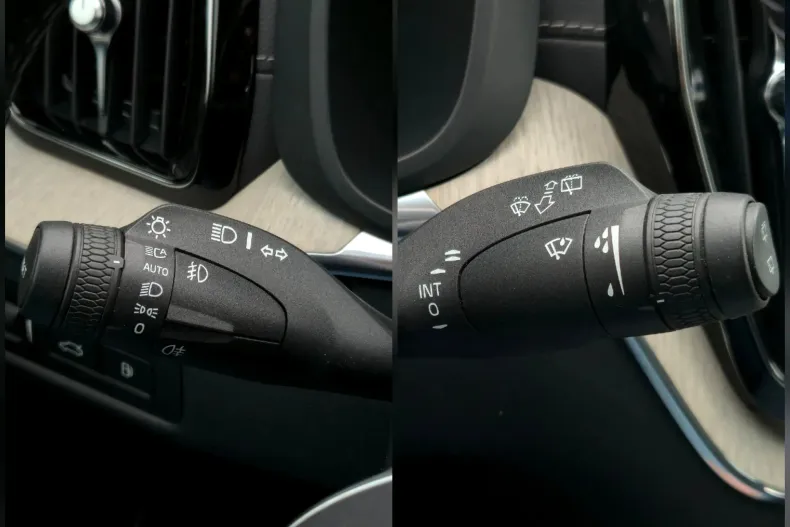 Volvo XC60 din 2021 cu 89.350 km - oferta VOL201928 - foto 32