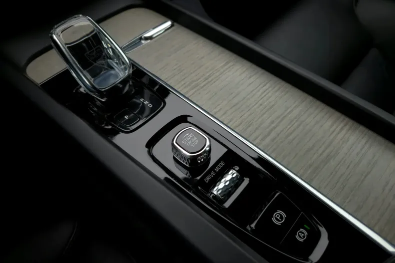 Volvo XC60 din 2020 cu 165.200 km - oferta VOL201929 - foto 17