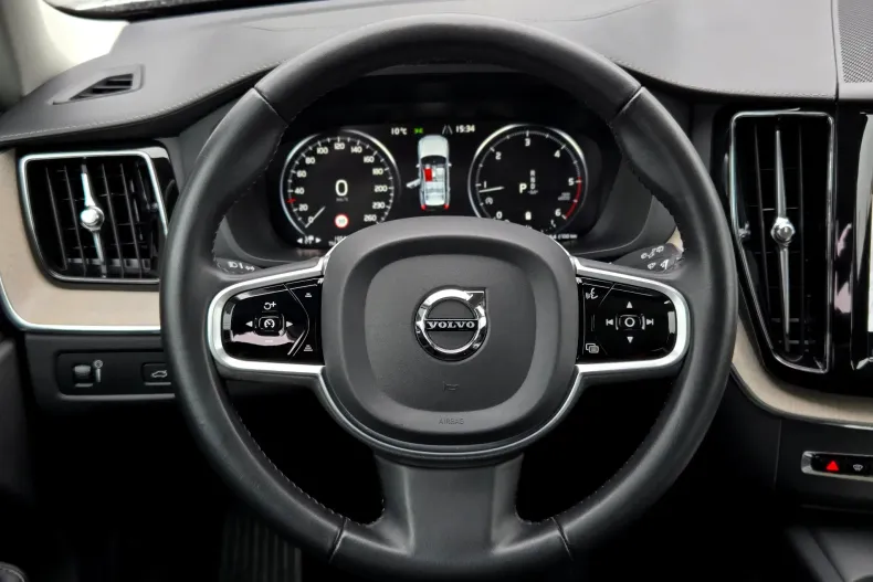 Volvo XC60 din 2020 cu 165.200 km - oferta VOL201929 - foto 24