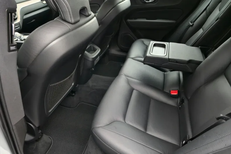 Volvo XC60 din 2020 cu 165.200 km - oferta VOL201929 - foto 30