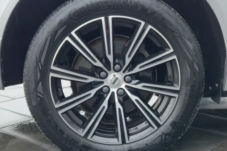 Volvo XC60 din 2020 cu 165.200 km - oferta VOL201929 - foto 35