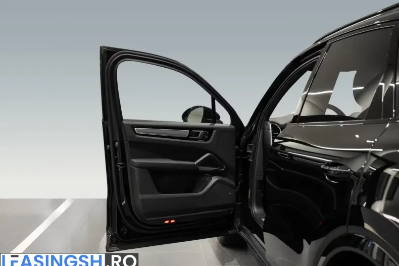Porsche Cayenne din 2023 cu 42.860 km - oferta POR201934 - foto 16