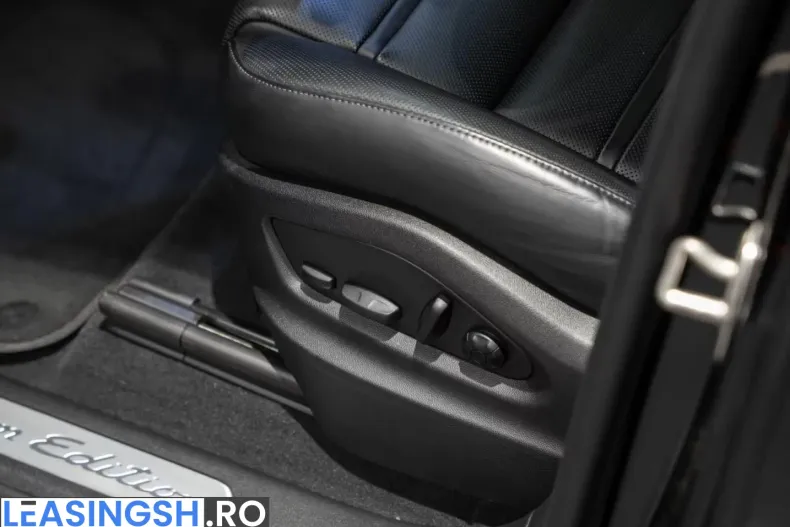 Porsche Cayenne din 2023 cu 42.860 km - oferta POR201934 - foto 17