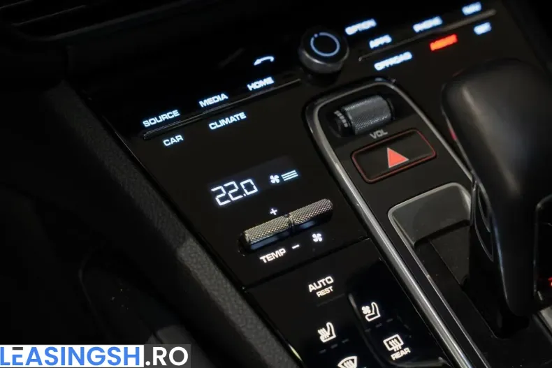 Porsche Cayenne din 2023 cu 42.860 km - oferta POR201934 - foto 24