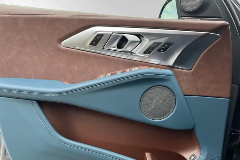 BMW XM (Seria X) din 2024 cu 25.400 km - oferta BMW201935 - foto 13