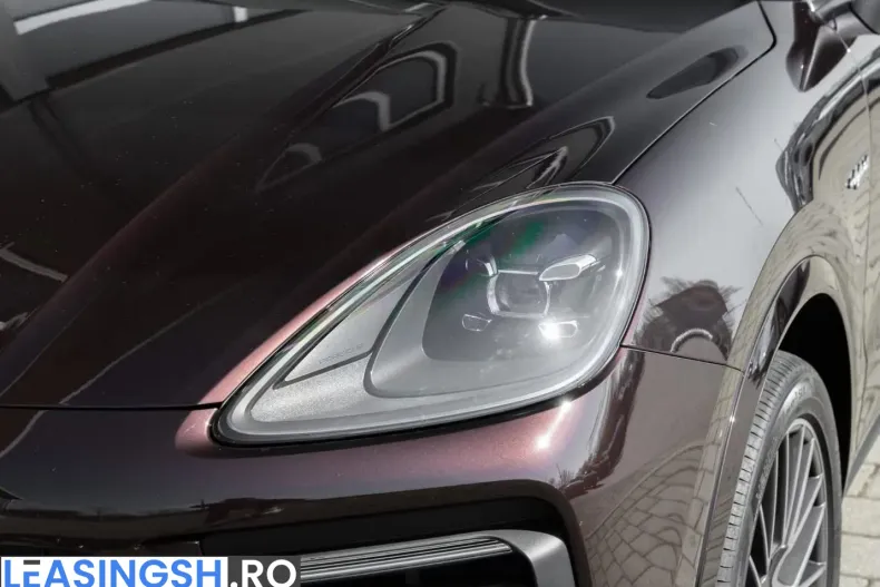 Porsche Cayenne din 2022 cu 30.200 km - oferta POR201936 - foto 3