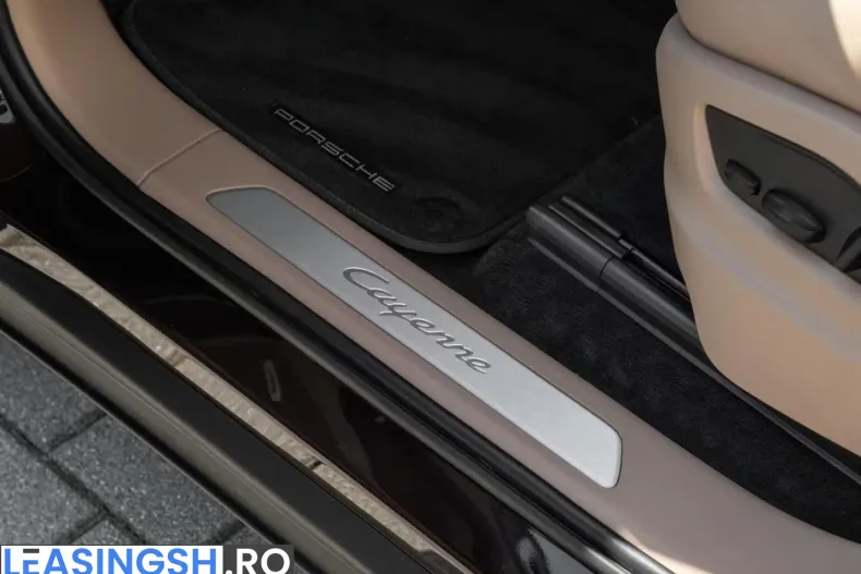 Porsche Cayenne din 2022 cu 30.200 km - oferta POR201936 - foto 28