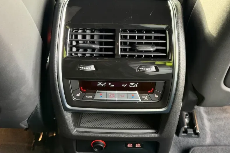 BMW XM (Seria X) din 2024 cu 44.500 km - oferta BMW201937 - foto 20