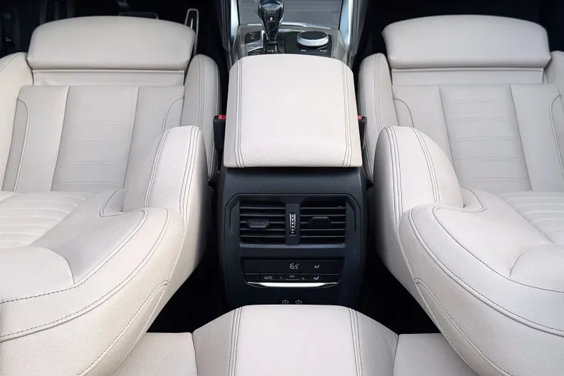 BMW M4 (Seria 4) din 2021 cu 75.336 km - oferta BMW201942 - foto 25