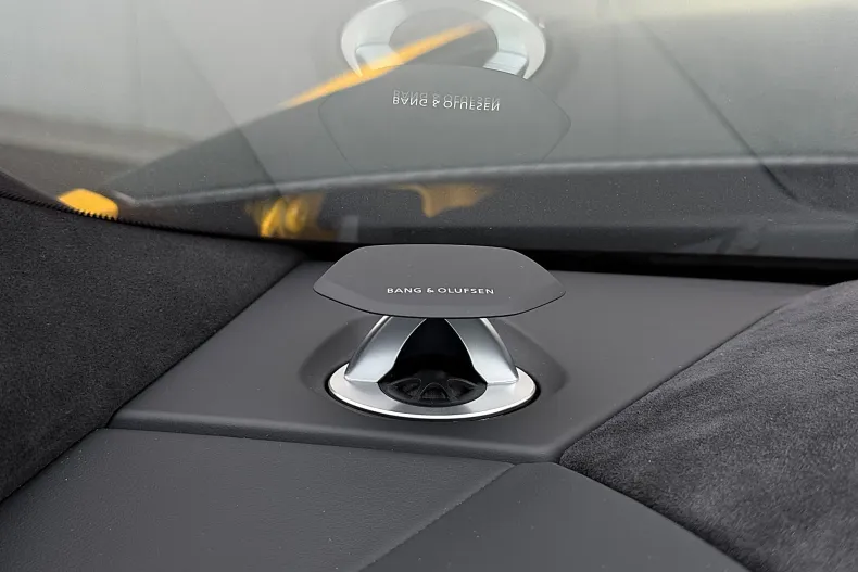 Lamborghini Urus din 2024 cu 10.707 km - oferta LAM201944 - foto 26