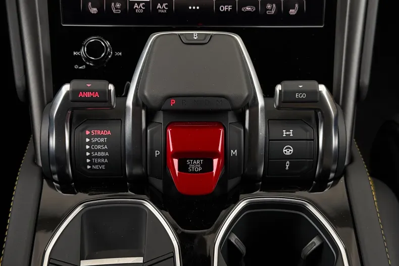 Lamborghini Urus din 2024 cu 10.707 km - oferta LAM201944 - foto 38