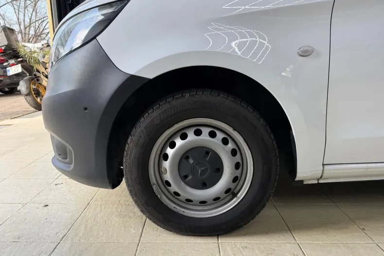 Mercedes-Benz Vito din 2023 cu 41.907 km - oferta MER201946 - foto 7