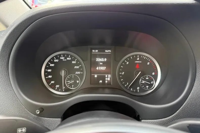 Mercedes-Benz Vito din 2023 cu 41.907 km - oferta MER201946 - foto 8