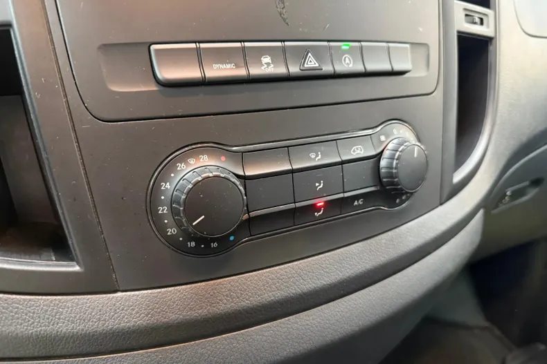 Mercedes-Benz Vito din 2023 cu 41.907 km - oferta MER201946 - foto 12