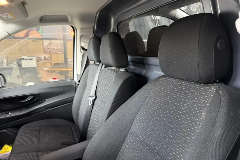Mercedes-Benz Vito din 2023 cu 41.907 km - oferta MER201946 - foto 20