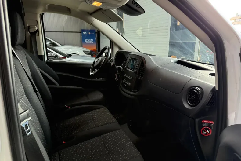 Mercedes-Benz Vito din 2023 cu 41.907 km - oferta MER201946 - foto 26