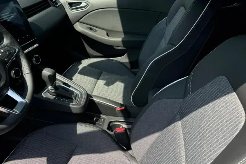 Mitsubishi Colt din 2023 cu 1.670 km - oferta MIT201950 - foto 5