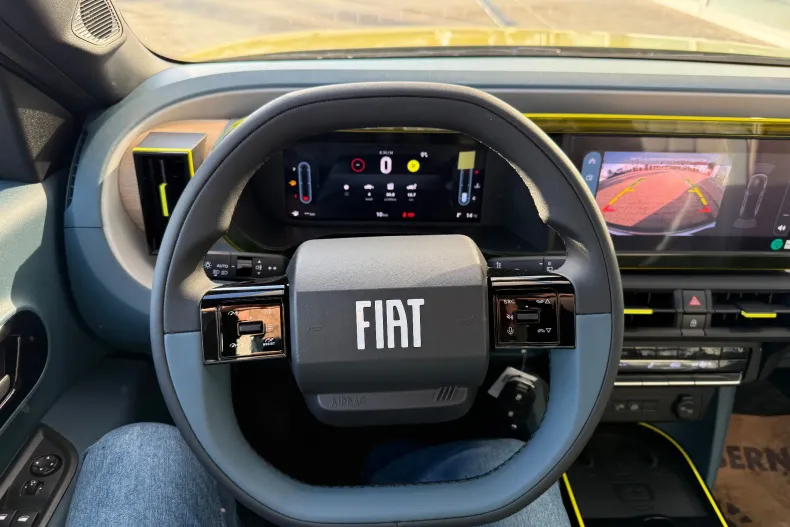 Fiat Grande Panda din 2026 cu 3.200 km - oferta FIA201951 - foto 21