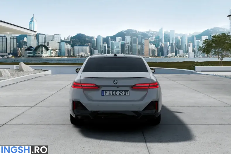 BMW 520d (Seria 5) din 2026 cu 1 km - oferta BMW201952 - foto 5