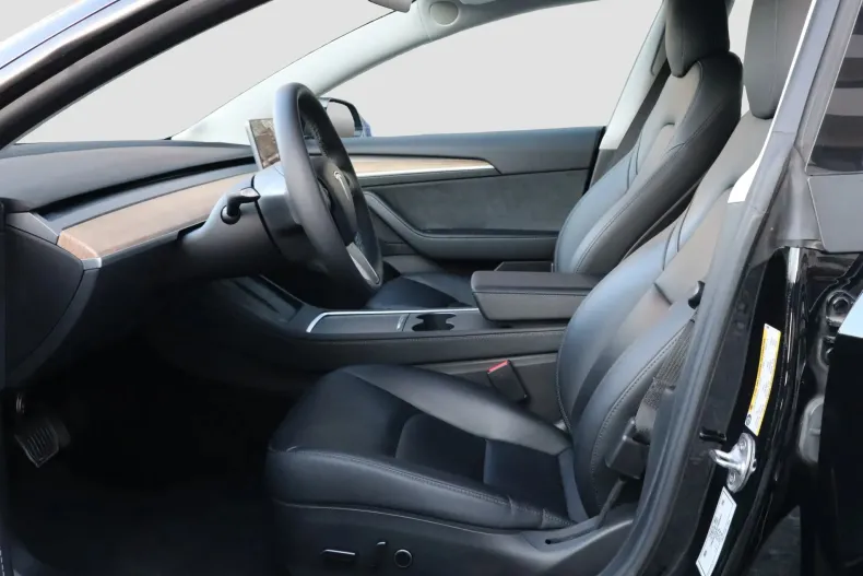 Tesla Model 3 din 2022 cu 123.293 km - oferta TES201955 - foto 8