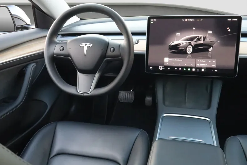 Tesla Model 3 din 2022 cu 123.293 km - oferta TES201955 - foto 16