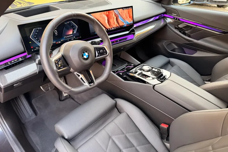 BMW 520i (Seria 5) din 2025 cu 24.200 km - oferta BMW201956 - foto 2