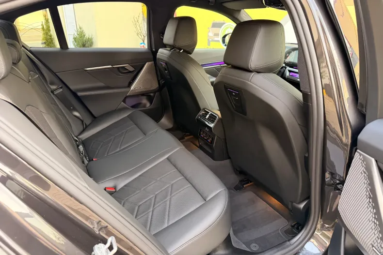 BMW 520i (Seria 5) din 2025 cu 24.200 km - oferta BMW201956 - foto 9