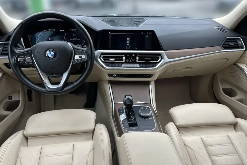 BMW 330e (Seria 3) din 2021 cu 98.618 km - oferta BMW201959 - foto 9