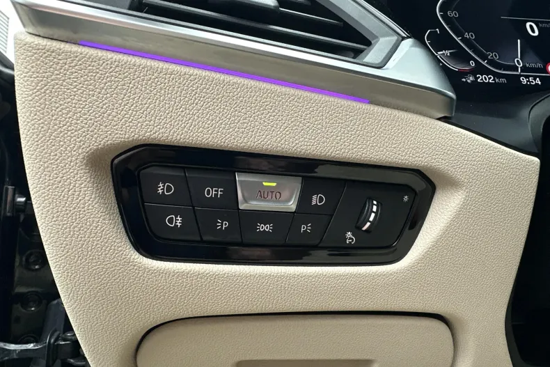 BMW 330e (Seria 3) din 2021 cu 98.618 km - oferta BMW201959 - foto 15